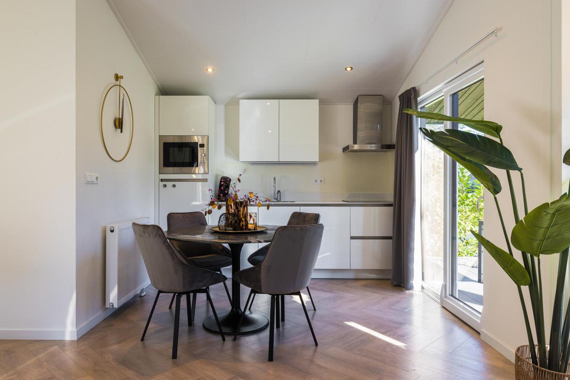 Holiday home Latour Oirschot